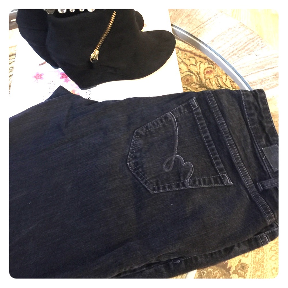 Black Jeans